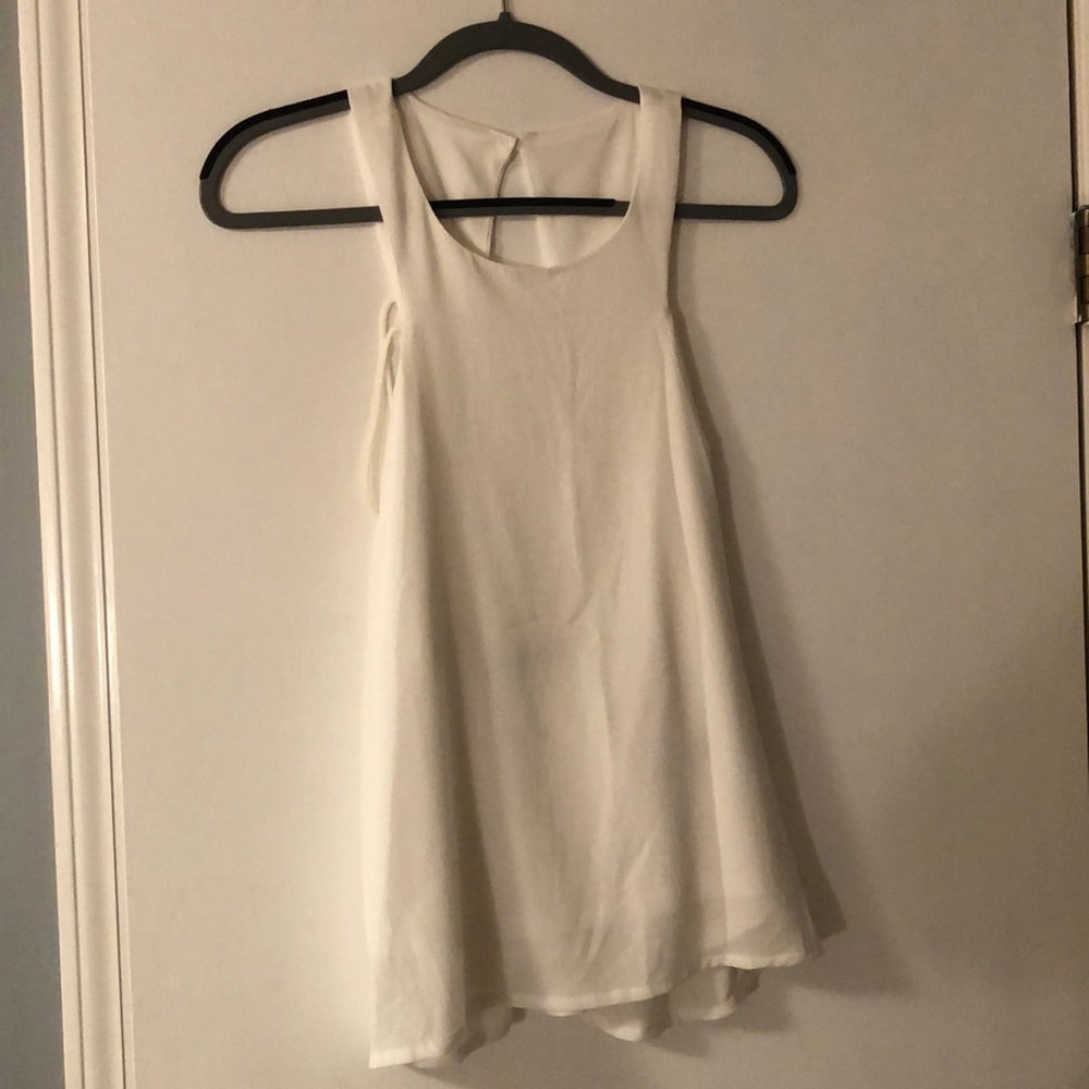 Open back tank